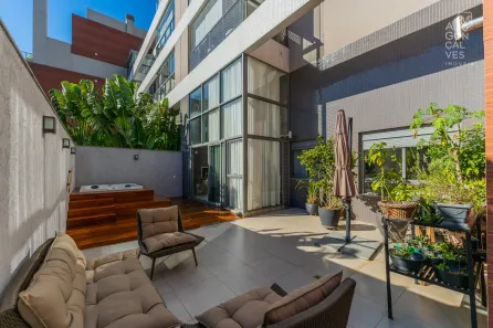 Apartamento com 3 Quartos à venda, 237m² no Mercês, Curitiba