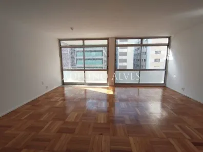 Apartamento com 3 Quartos para alugar, 190m² no Santa Cecília, São Paulo
