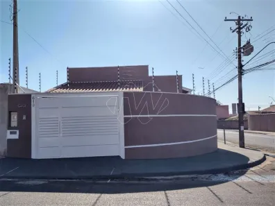 Casa com 3 Quartos para alugar, 126m² no Parque Igaçaba, Araraquara