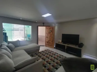 Sobrado com 3 Quartos à venda, 175m² no Vila Scarpelli, Santo André