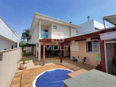 Casa de Condomínio com 3 Quartos à venda, 253m² no Aclimação, Uberlândia
