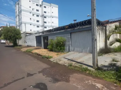 Lote/Terreno à venda, 900m² no Tubalina, Uberlândia