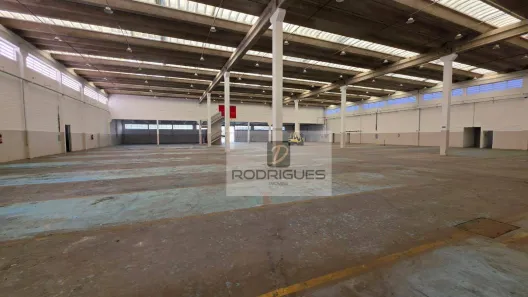 Galpão/Depósito/Armazém para alugar, 3600m² no Piraporinha, Diadema