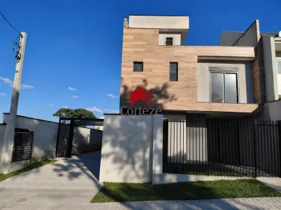 Sobrado com 3 Quartos à venda, 145m² no Novo Mundo, Curitiba