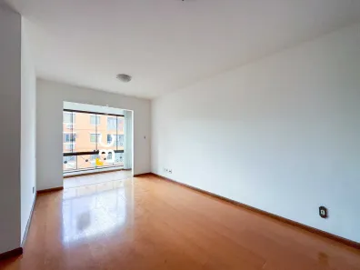Apartamento com 3 Quartos para alugar, 75m² no Chácara das Pedras, Porto Alegre