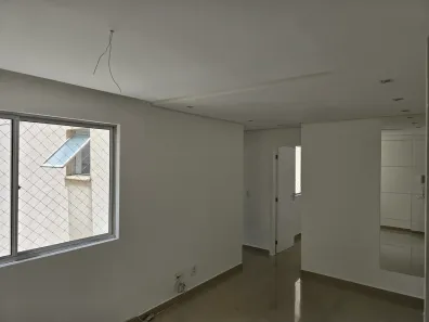 Apartamento com 2 Quartos para alugar, 50m² no Cinquentenário, Belo Horizonte
