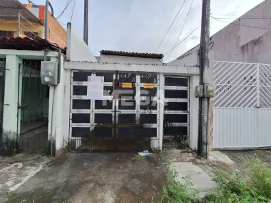 Casa com 4 Quartos à venda, 50m² no Bom Futuro, Fortaleza