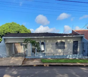 Casa com 3 Quartos à venda, 189m² no Jardim São Jorge, Maringá
