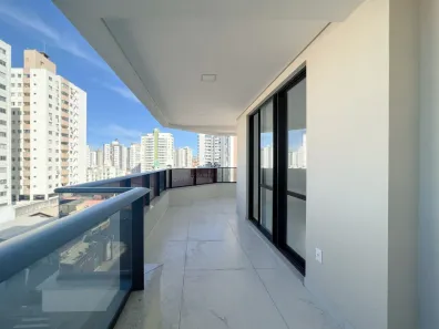 Apartamento com 3 Quartos à venda, 135m² no Campinas, São José