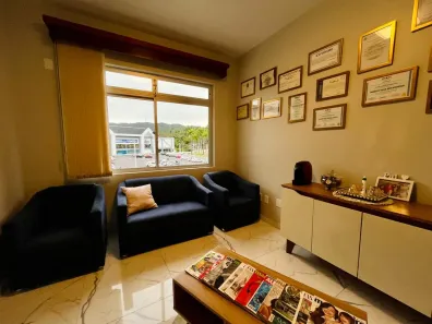 Sala Comercial à venda, 29m² no Centro, Blumenau