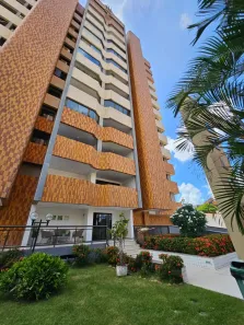 Apartamento com 3 Quartos à venda, 146m² no Guararapes, Fortaleza