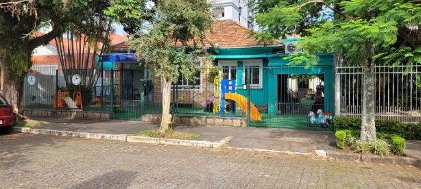 Casa com 4 Quartos à venda, 528m² no Jardim Lindóia, Porto Alegre