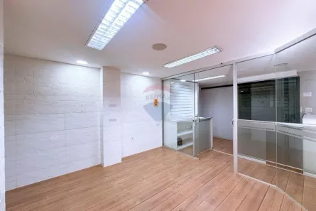 Sala Comercial à venda, 136m² no Asa Norte, Brasília