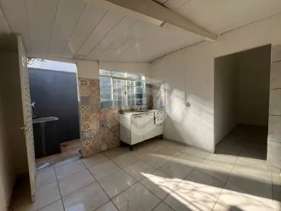 Casa com 1 Quarto para alugar, 40m² no Jardim Terra Branca, Bauru