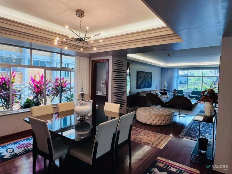 Apartamento com 4 quartos — Serra, Belo Horizonte