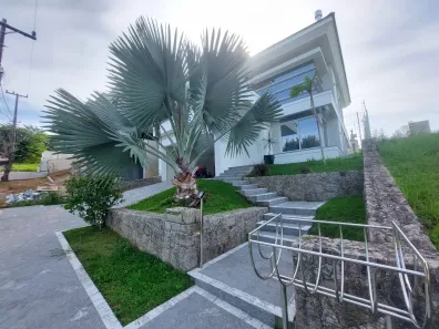 Casa com 4 Quartos à venda, 256m² no Pedra Branca, Palhoça