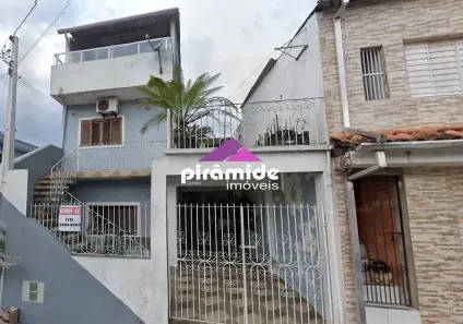 Casa com 2 Quartos à venda, 184m² no Jardim Progresso, Caraguatatuba