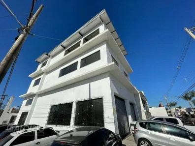 Ponto Comercial para alugar, 600m² no Centro, Taubaté