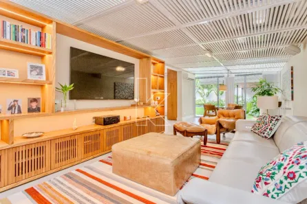 Casa de Condomínio com 4 Quartos à venda, 350m² no Vila Madalena, São Paulo