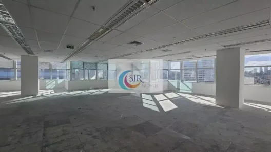 Sala Comercial para alugar, 334m² no Jardim das Acácias, São Paulo
