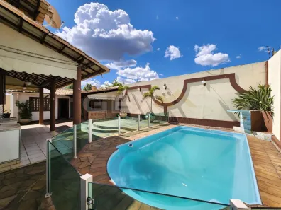 Casa com 4 Quartos à venda, 220m² no Santo Antônio dos Campos, Divinópolis