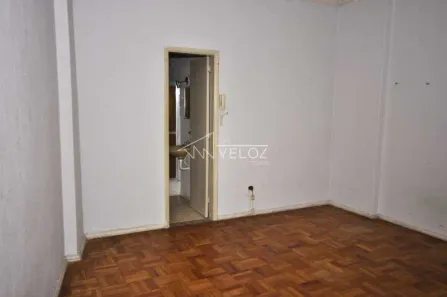 Kitnet à venda, 25m² no Centro, Rio de Janeiro