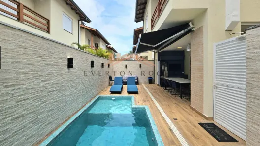 Casa de Condomínio com 3 Quartos à venda, 180m² no Bairro de Juquehy, São Sebastião