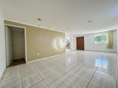 Casa com 3 Quartos à venda, 280m² no Camobi, Santa Maria