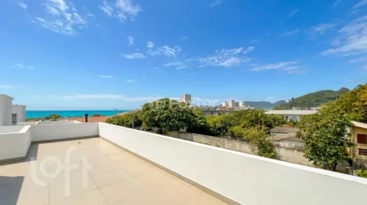 Casa com 3 Quartos à venda, 132m² no Morro das Pedras, Florianópolis