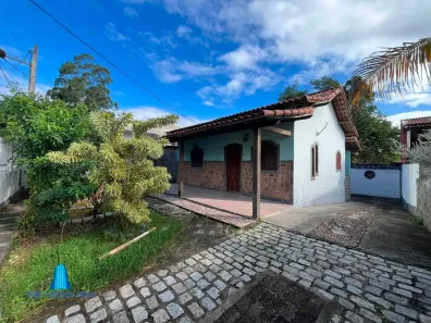 Casa com 2 Quartos à venda, 107m² no Outeiro, Araruama
