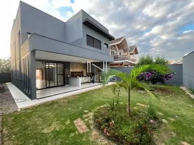 Sobrado com 3 Quartos para alugar, 360m² no Jardim Califórnia, Jacareí