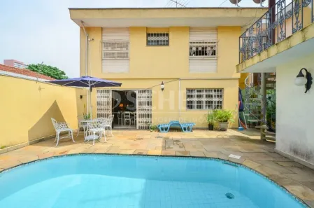 Casa com 5 Quartos à venda, 273m² no Jardim Aeroporto, São Paulo