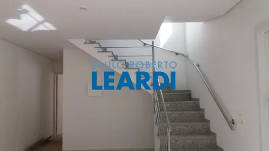 Sobrado com 3 Quartos à venda, 130m² no São Judas, São Paulo