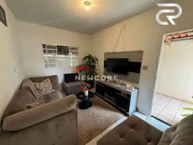 Casa com 3 Quartos à venda, 120m² no Planalto, Uberlândia