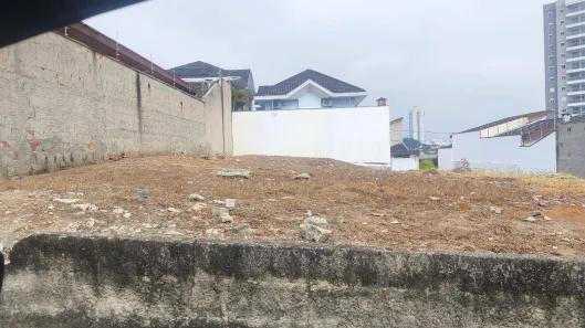 Lote/Terreno à venda, 250m² no Loteamento Villa Branca, Jacareí