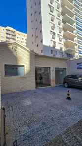 Imóvel Comercial com 5 Quartos para alugar, 180m² no Cambuí, Campinas