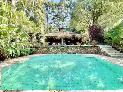 Sobrado com 5 Quartos à venda, 2950m² no Vila Santo Antônio, Cotia