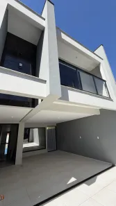 Sobrado com 3 Quartos à venda, 174m² no Barreiros, São José
