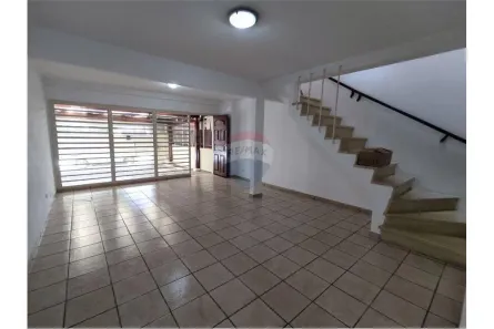 Sobrado com 3 Quartos para alugar, 140m² no Vila Cordeiro, São Paulo
