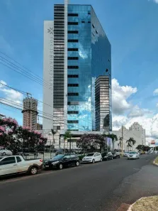 Sala Comercial para alugar, 245m² no Jardim Karaíba, Uberlândia