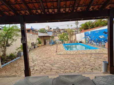 Casa com 1 Quarto à venda, 300m² no Monte Castelo, Juiz de Fora