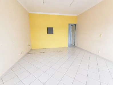 Ponto Comercial para alugar, 30m² no Granja Viana II, Cotia