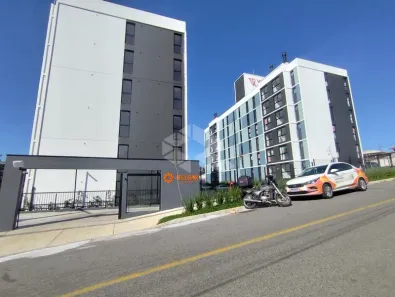 Apartamento com 2 Quartos para alugar, 52m² no Serraria, São José