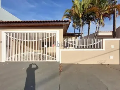 Casa de Condomínio com 3 Quartos para alugar, 145m² no Parque Fehr, São Carlos