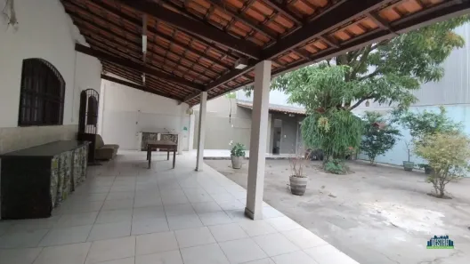 Casa com 4 Quartos à venda, 320m² no Cobilândia, Vila Velha