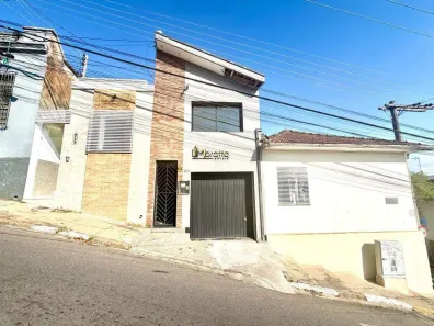 Casa com 3 Quartos à venda, 150m² no Centro, Bragança Paulista