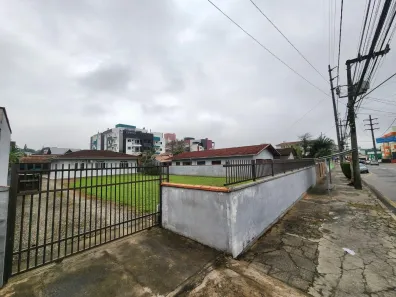 Lote/Terreno à venda, 2142m² no Bom Retiro, Joinville