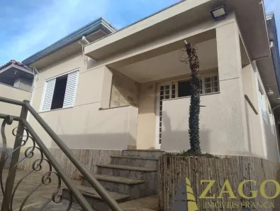 Casa com 3 Quartos à venda, 250m² no Centro, Franca