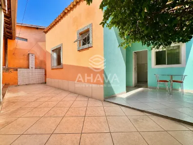 Casa com 2 Quartos à venda, 138m² no Santa Mônica, Belo Horizonte