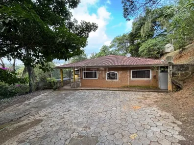 Fazenda/Sítio com 3 Quartos à venda, 120m² no Freitas, São José dos Campos